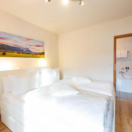 Werdenfels Апартаменты Гармиш-Партенкирхен