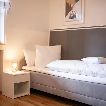 Werdenfels Апартаменты *